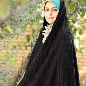 چادر مشکی طرح دار