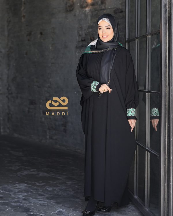 عبا مانتویی
