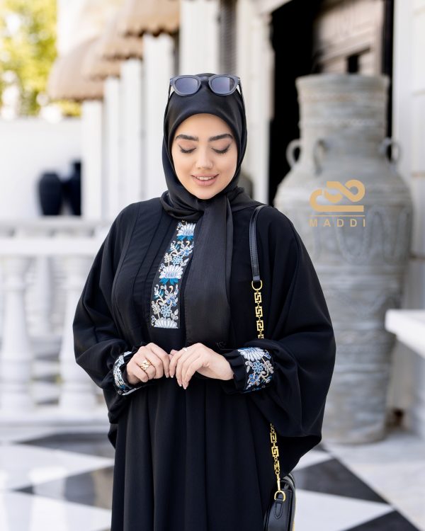 عبا مانتویی