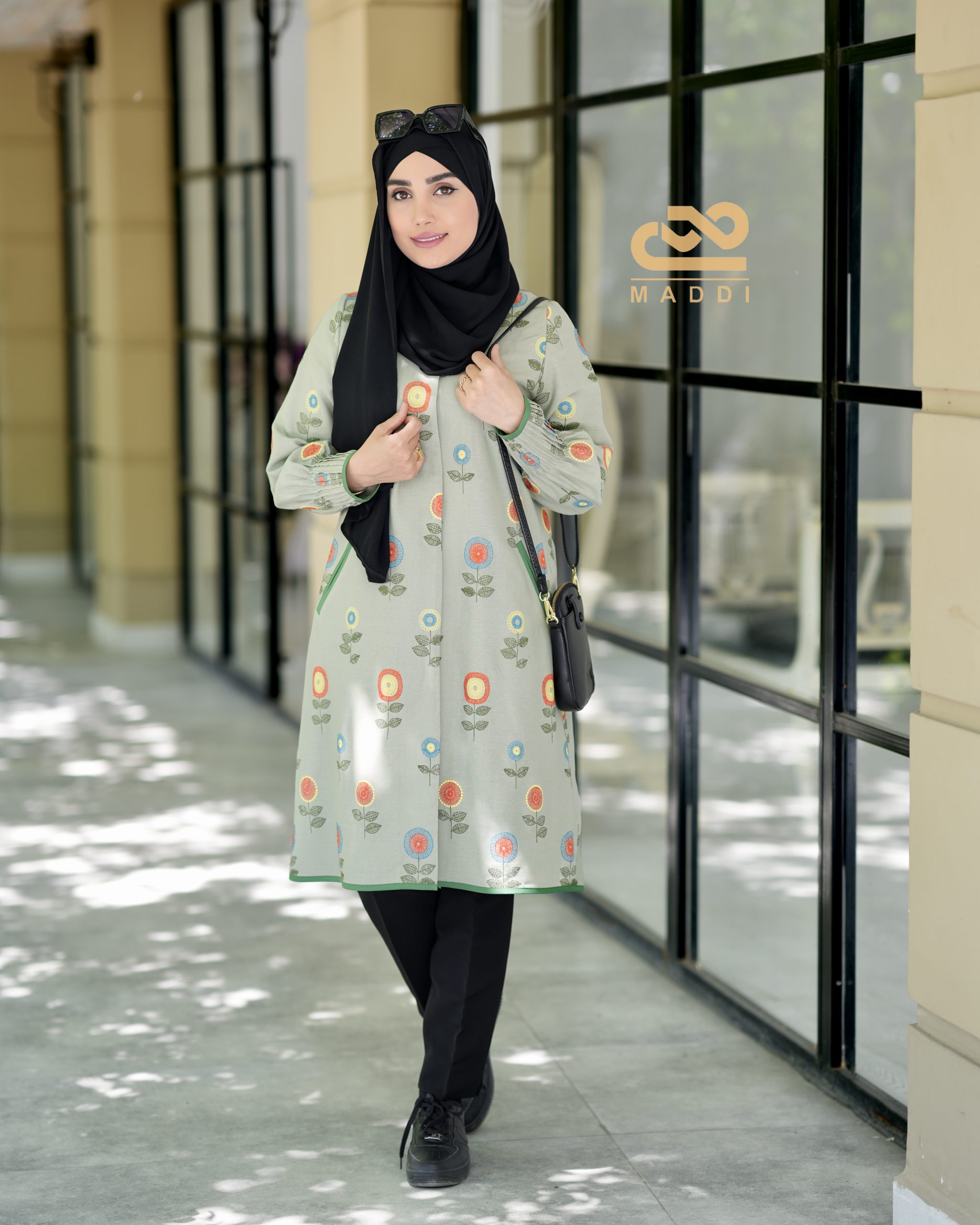 مانتو لنین ستاره