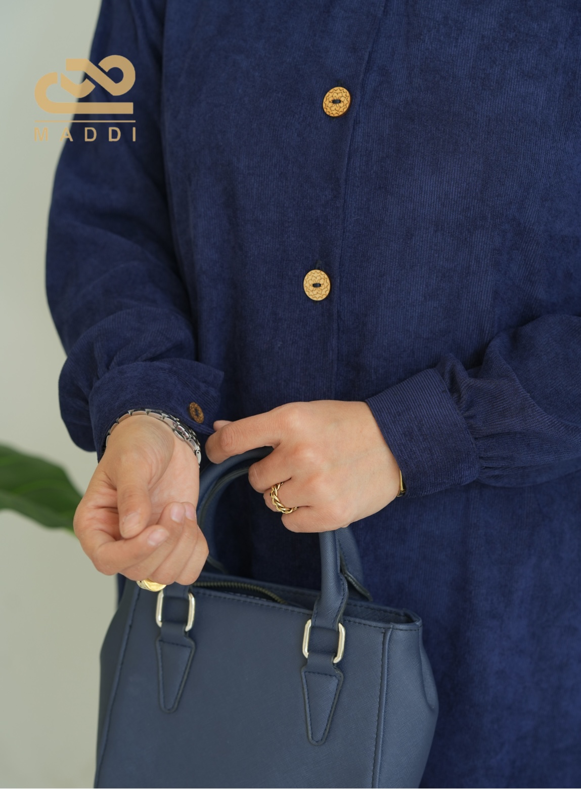 عبا پاييزه نيلا سرمه اي - Image 2